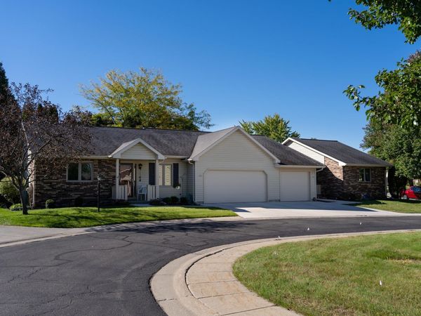 110 Apricot Lane, Mt Pleasant, MI 48858