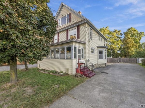 5482 Broadway Street, Lancaster, NY 14086