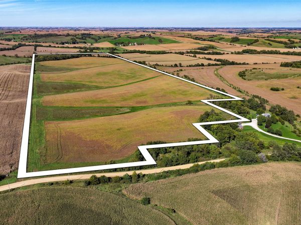 000 220th Street, Guthrie Center, IA 50115
