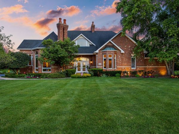 150 Silo Ridge Road N, Orland Park, IL 60467