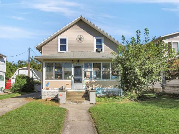 411 E 4th Street, Port Clinton, OH 43452