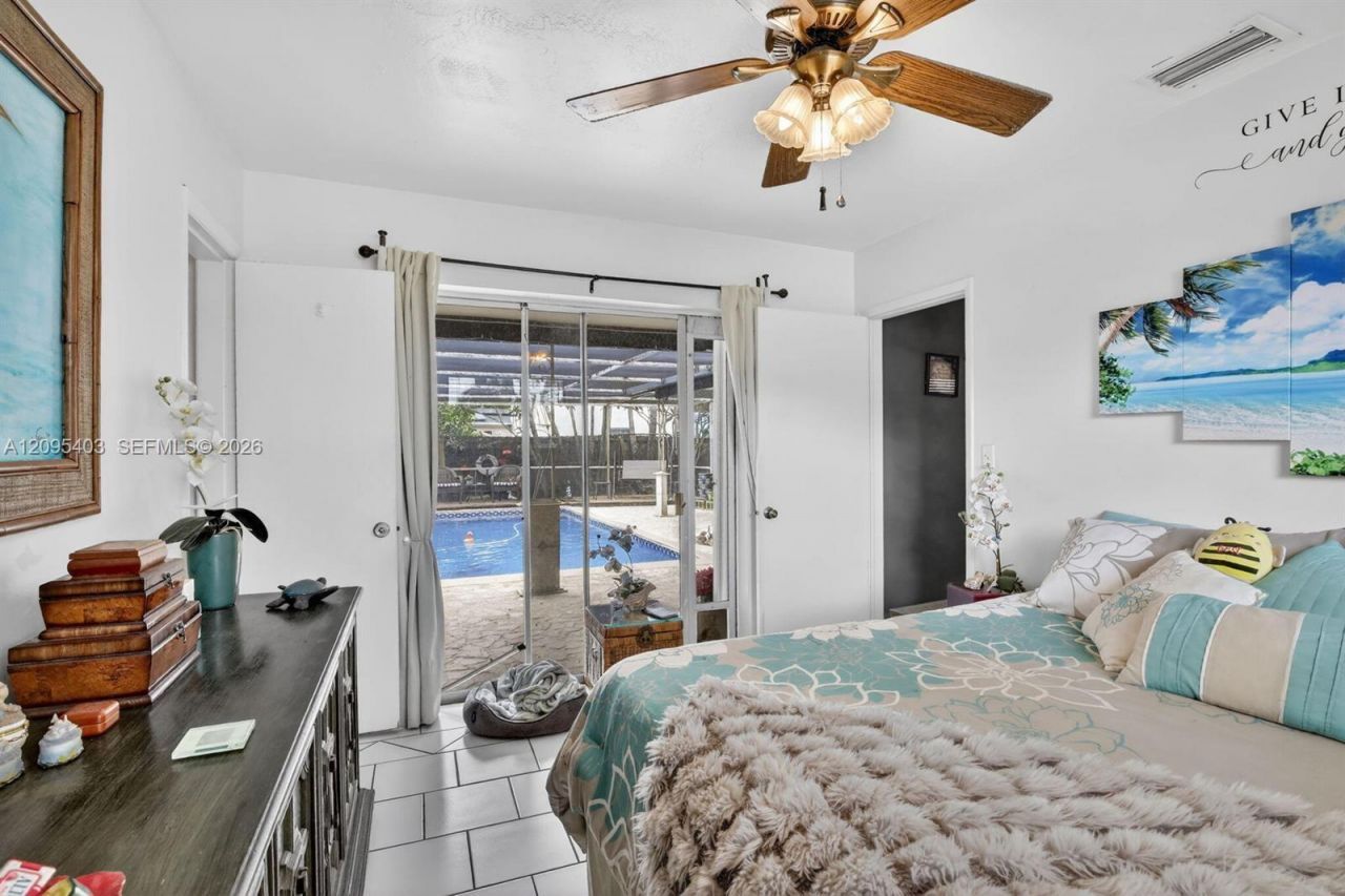 7140 Meade St , Hollywood, FL 33024 Photo