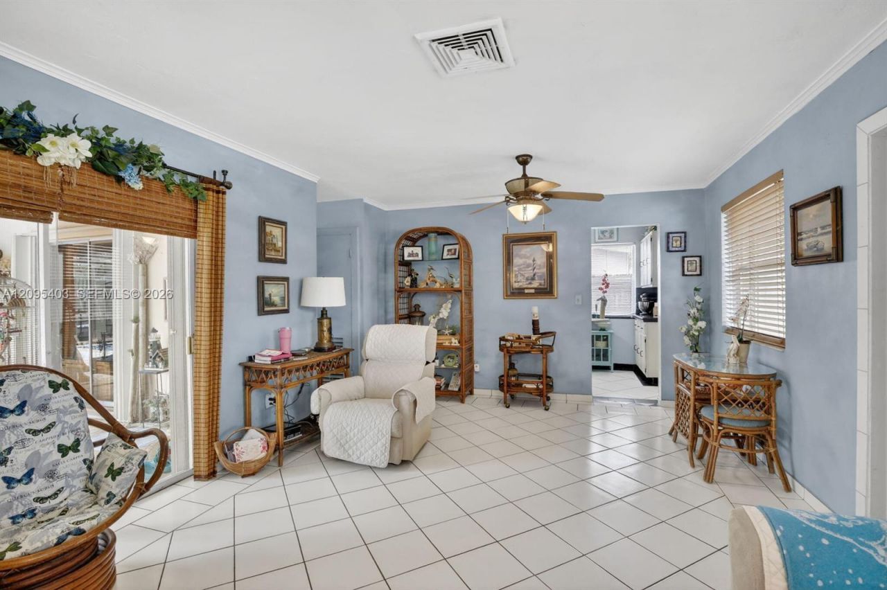 7140 Meade St , Hollywood, FL 33024 Photo