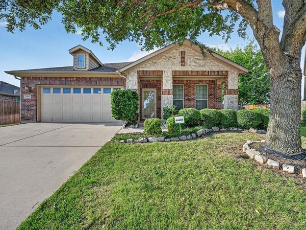 601 Sinclair Court, Arlington, TX 76002