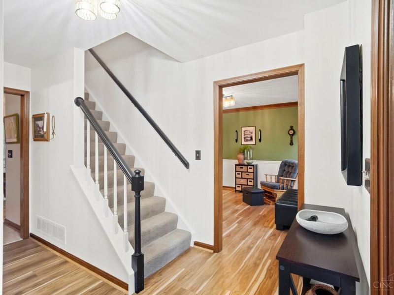 10033 Cliffwood Court, West Chester, OH 45241 Photo 7