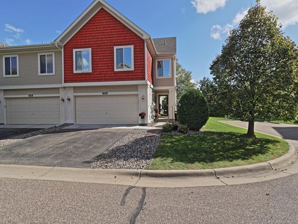 2716 135th Street W, Rosemount, MN 55068