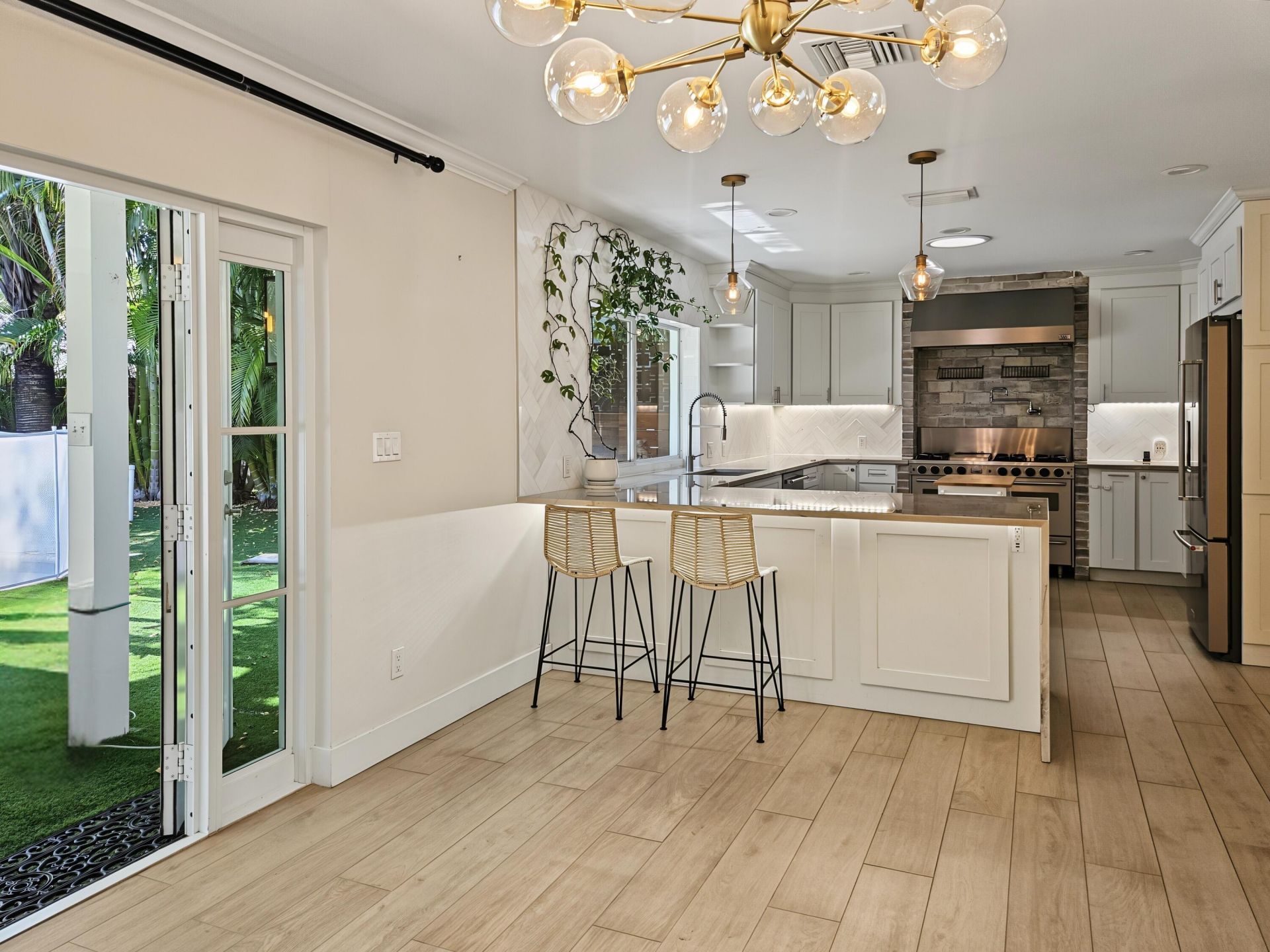 2411 S Olive Avenue, West Palm Beach, FL 33401 Photo