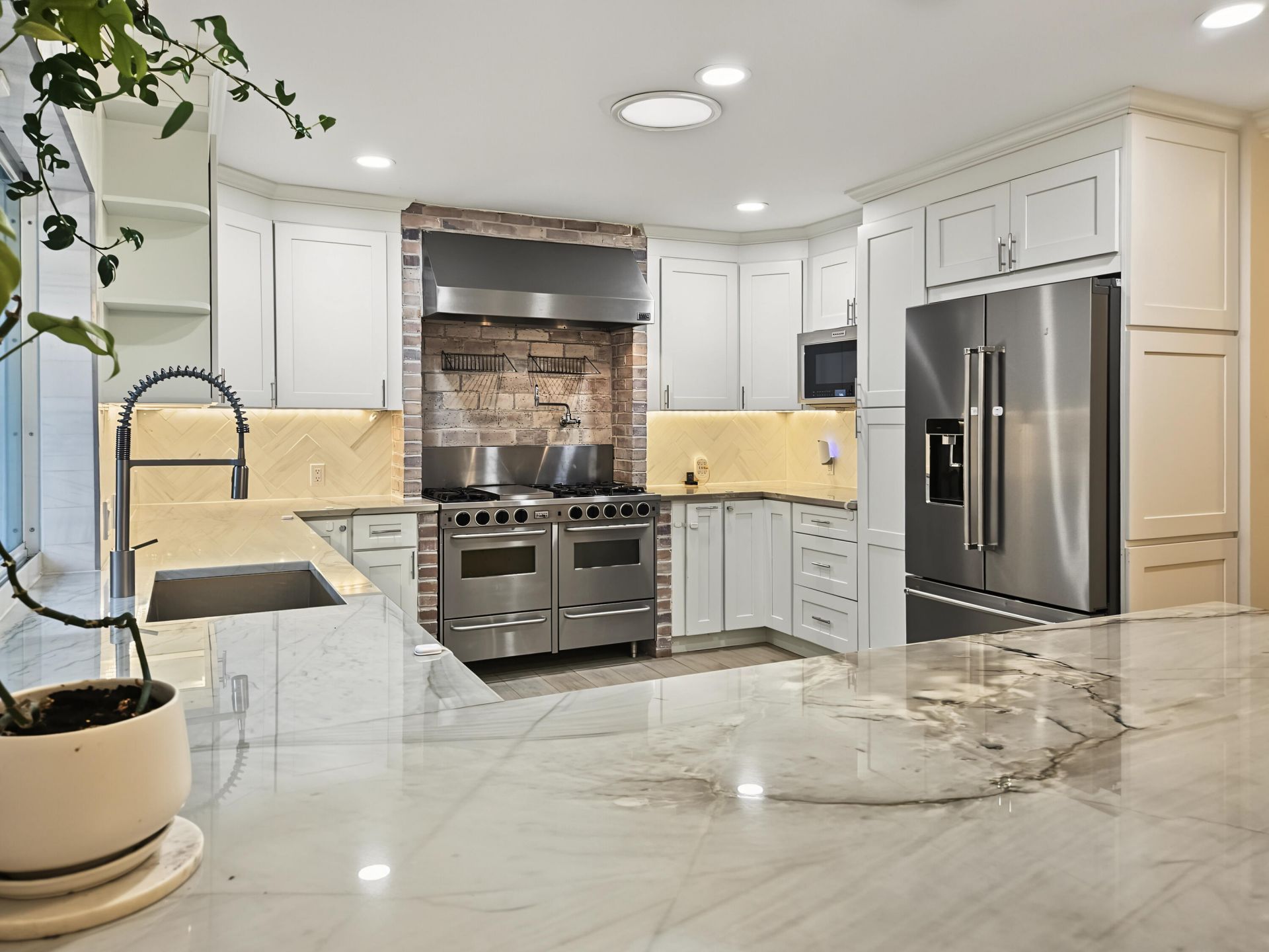 2411 S Olive Avenue, West Palm Beach, FL 33401 Photo