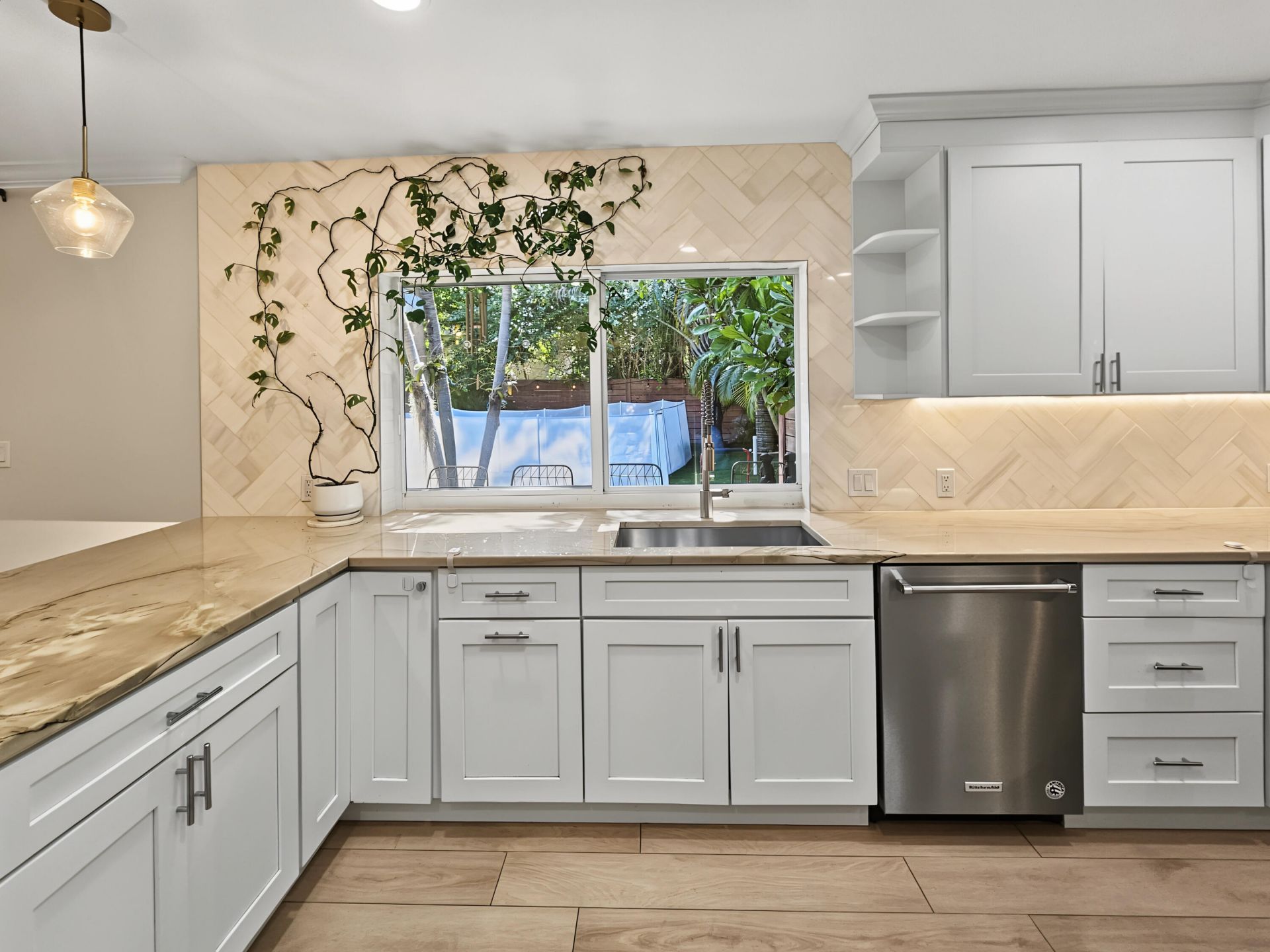 2411 S Olive Avenue, West Palm Beach, FL 33401 Photo