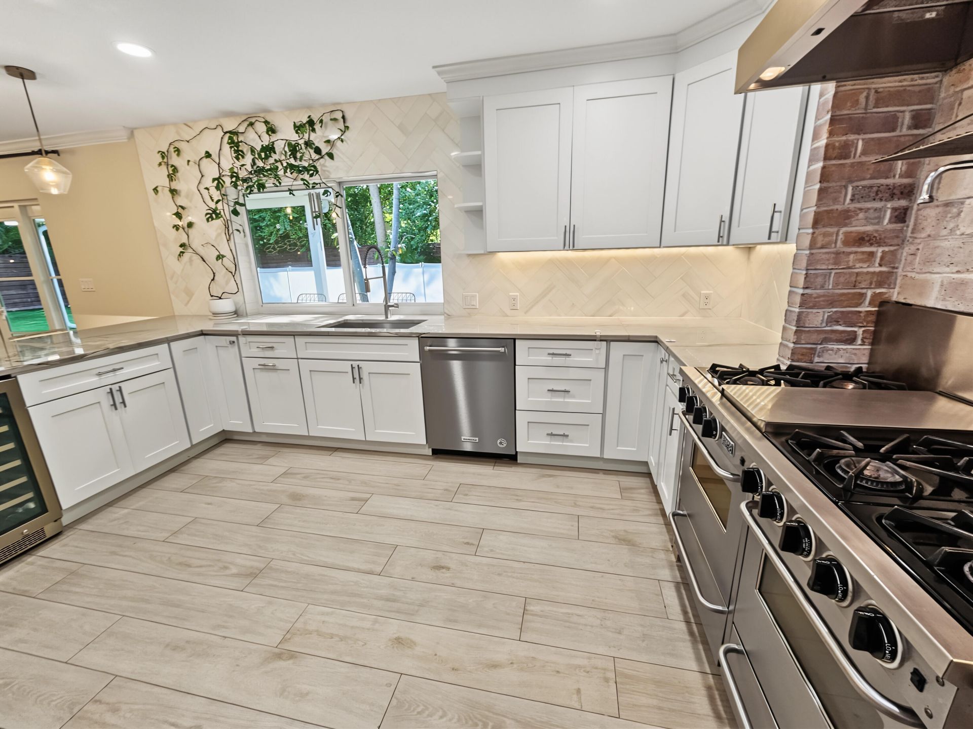 2411 S Olive Avenue, West Palm Beach, FL 33401 Photo
