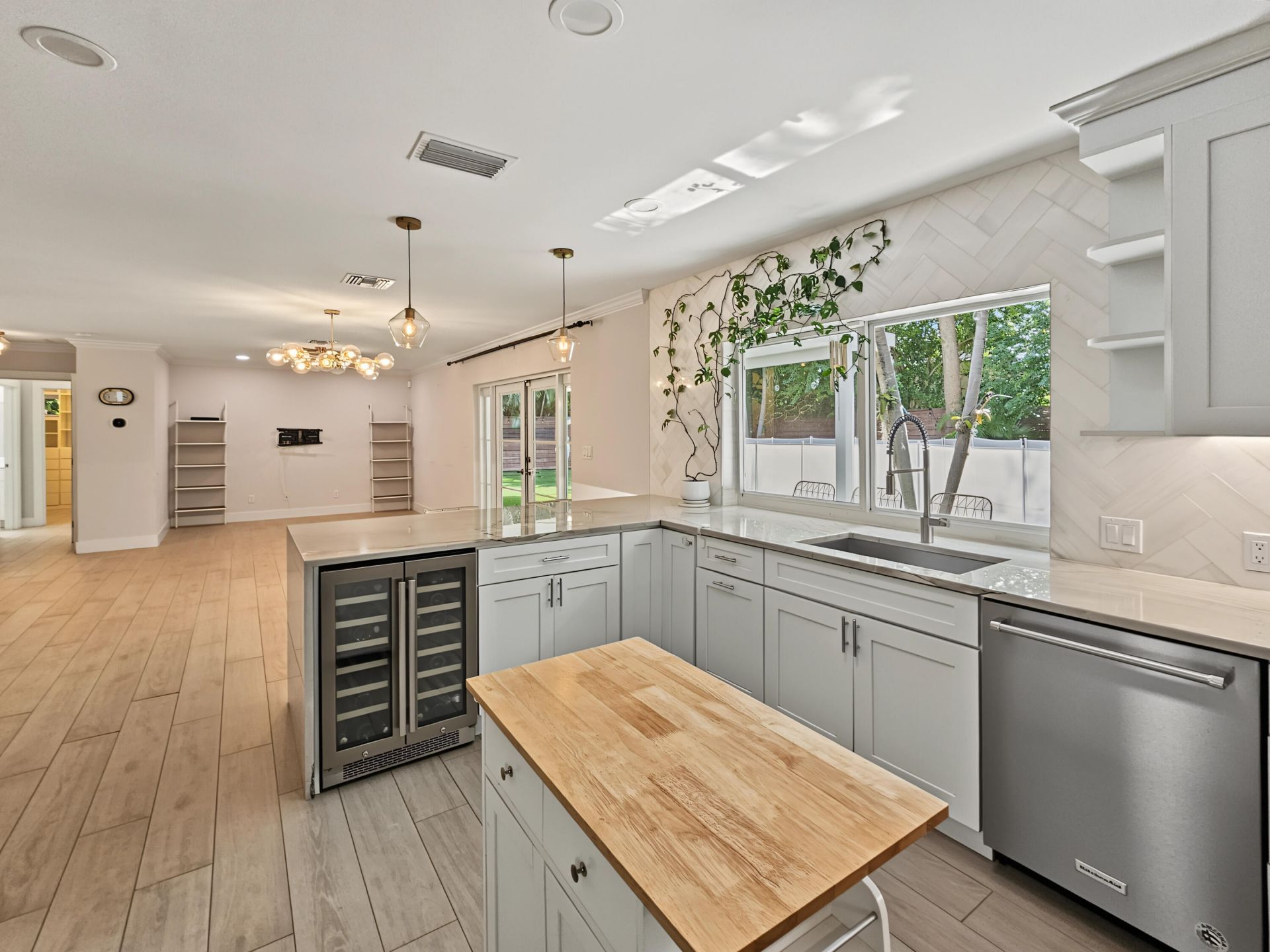 2411 S Olive Avenue, West Palm Beach, FL 33401 Photo