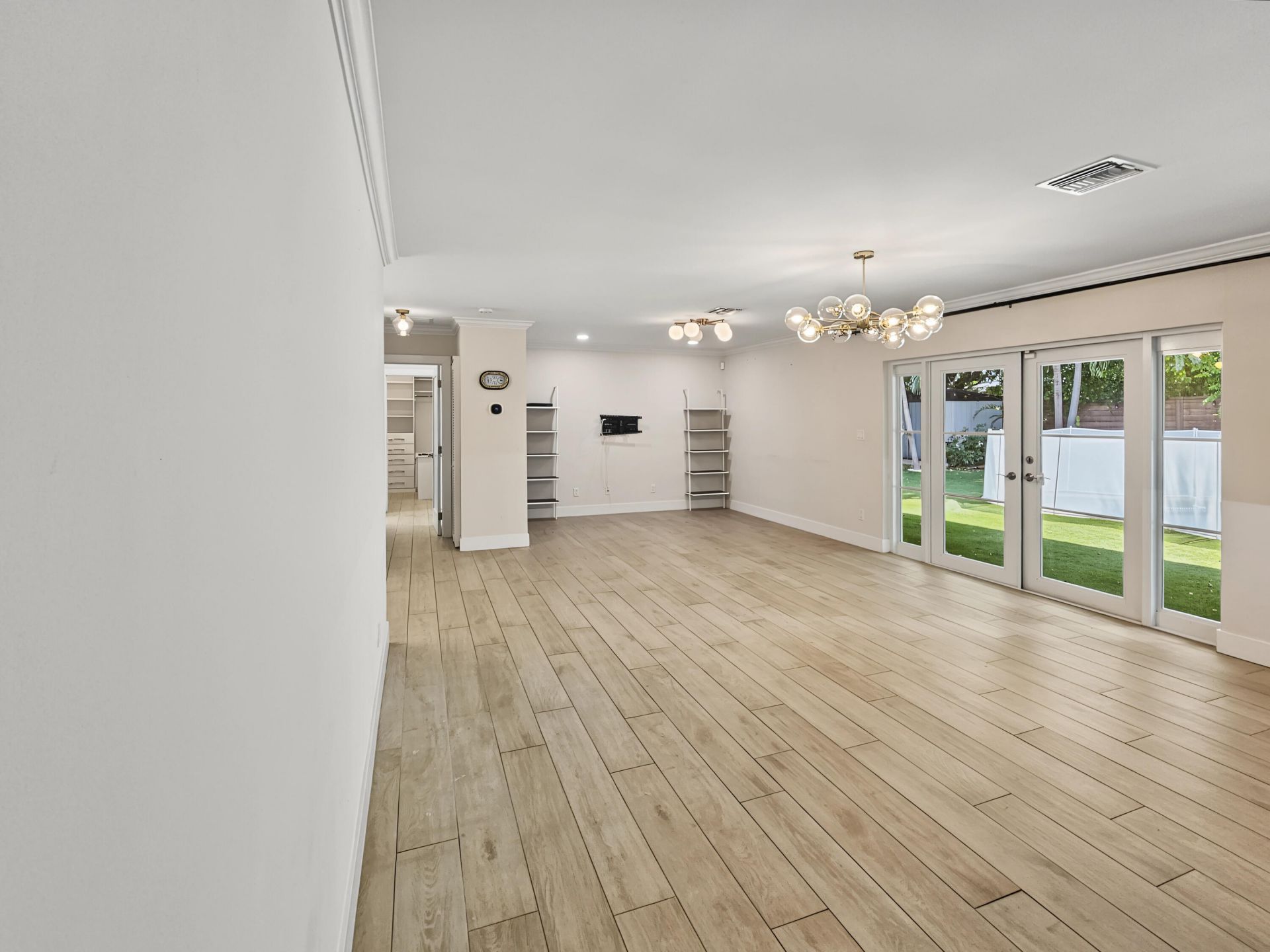 2411 S Olive Avenue, West Palm Beach, FL 33401 Photo