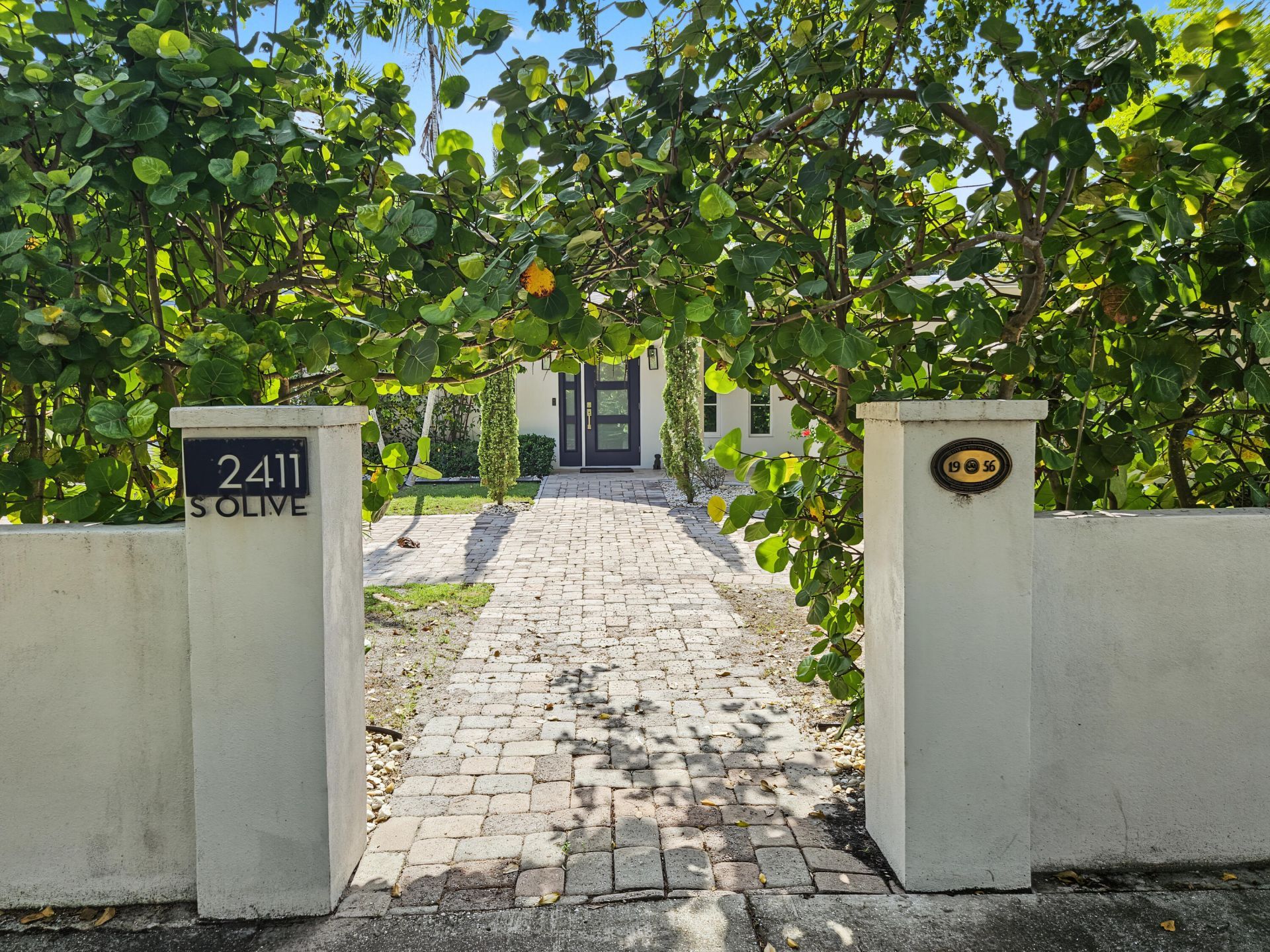 2411 S Olive Avenue, West Palm Beach, FL 33401 Photo