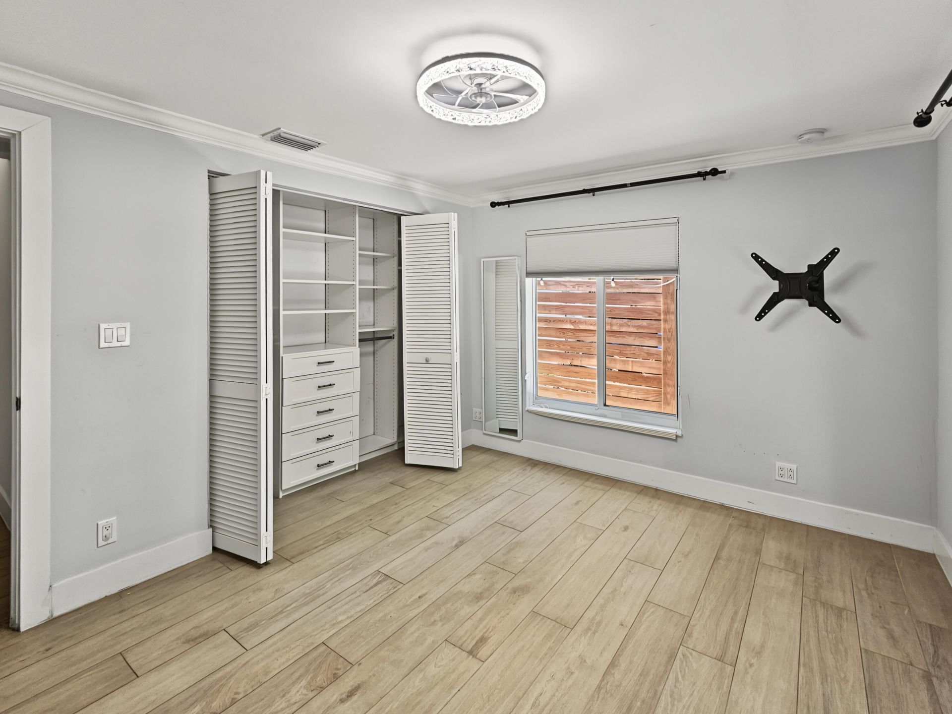 2411 S Olive Avenue, West Palm Beach, FL 33401 Photo