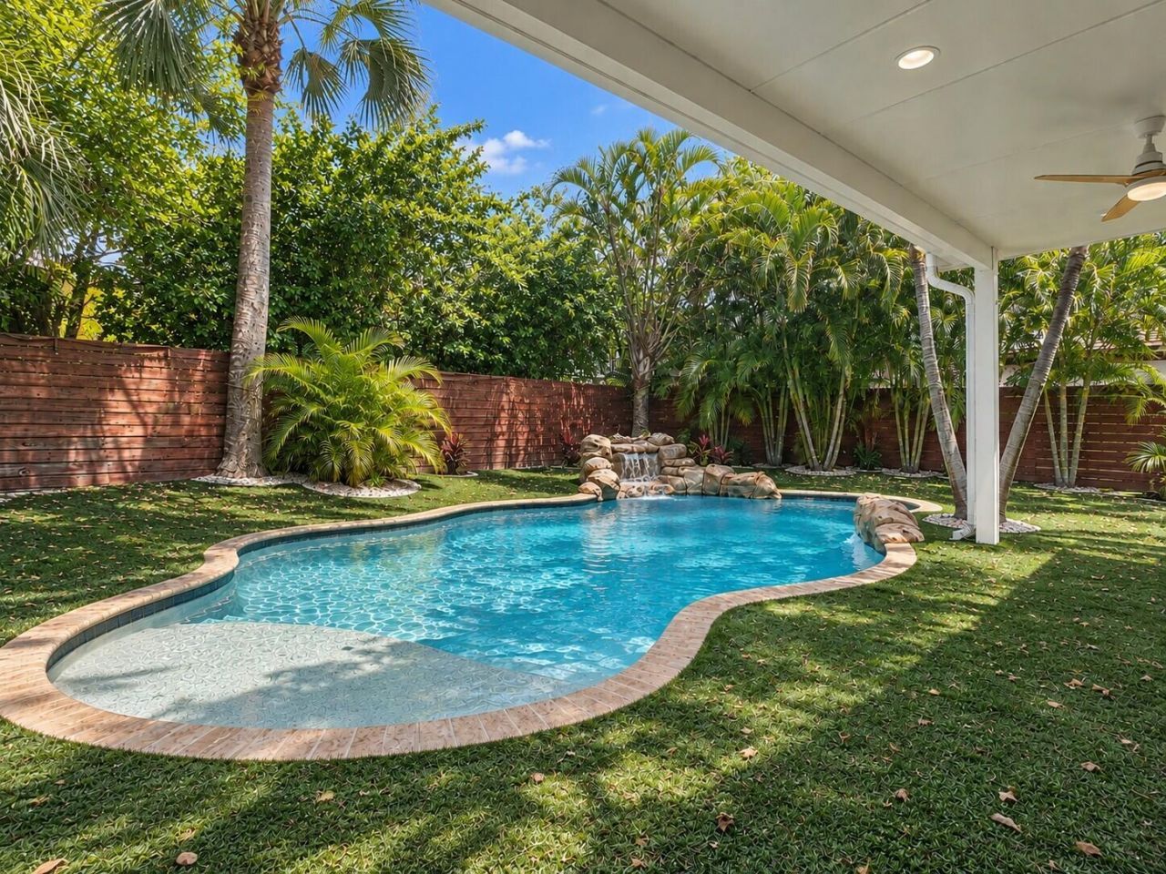 2411 S Olive Avenue, West Palm Beach, FL 33401 Photo