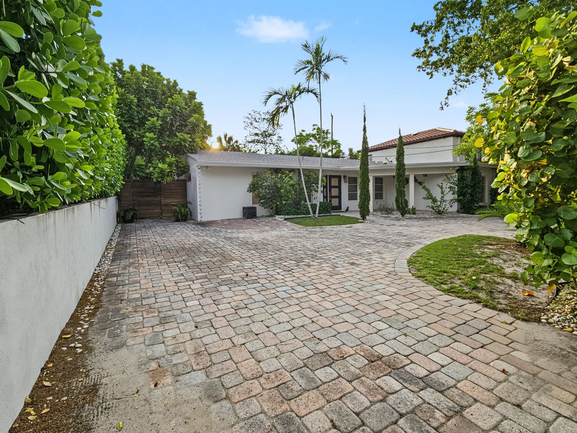 2411 S Olive Avenue, West Palm Beach, FL 33401 Photo
