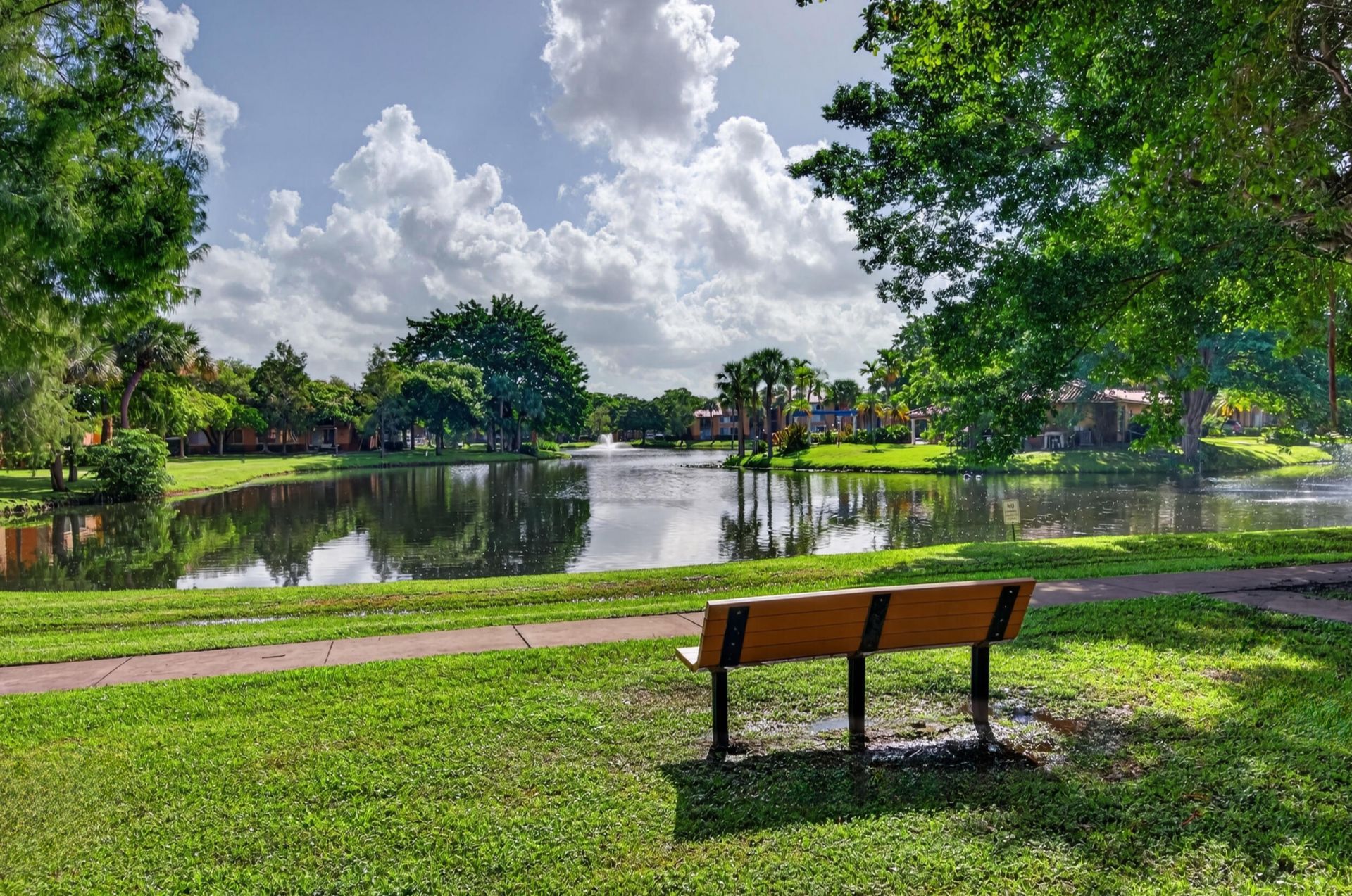 10717 Cleary Boulevard, Unit 211, Plantation, FL 33324 Photo