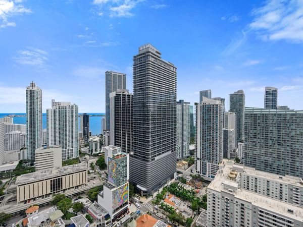 55 SW 9th Street, Unit 3705, Miami, FL 33130