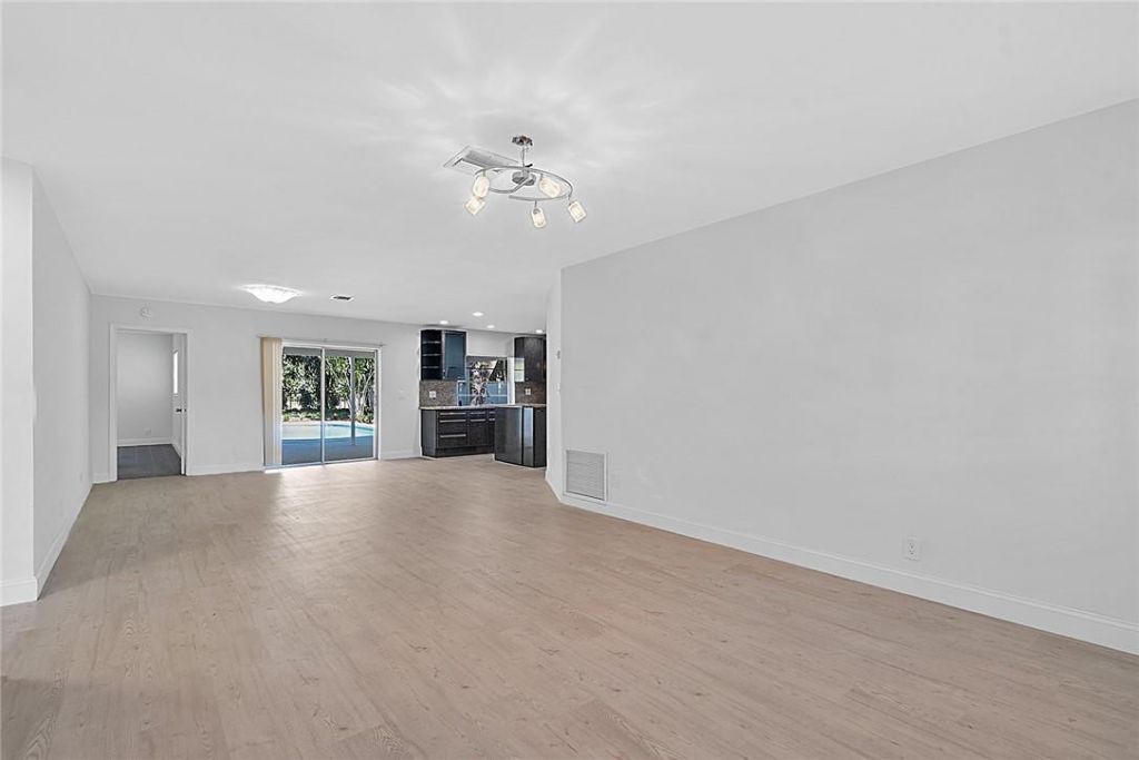 807 NW 7th Street, Boca Raton, FL 33486 Photo