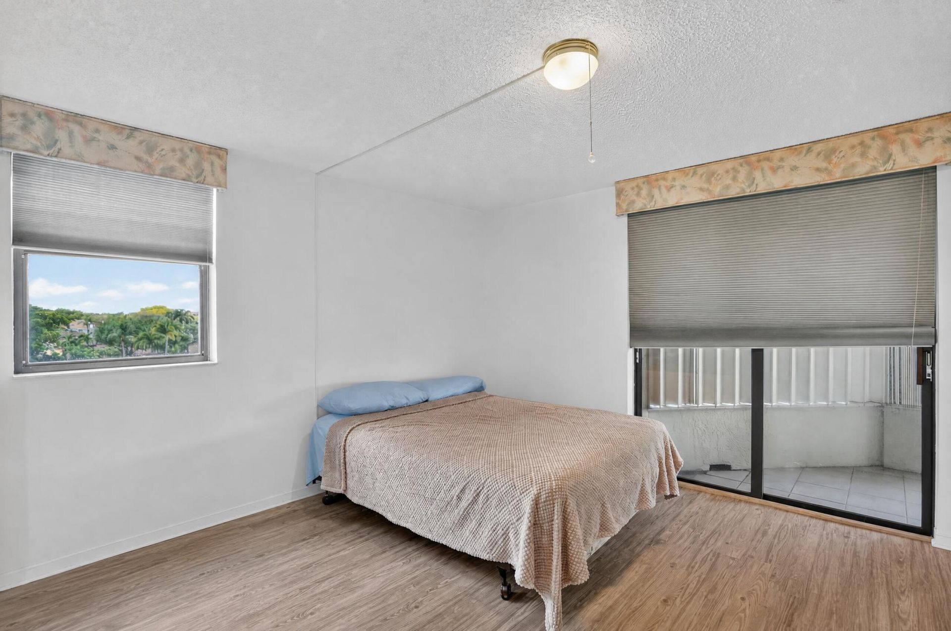 6463 La Costa Drive, Unit 402, Boca Raton, FL 33433 Photo