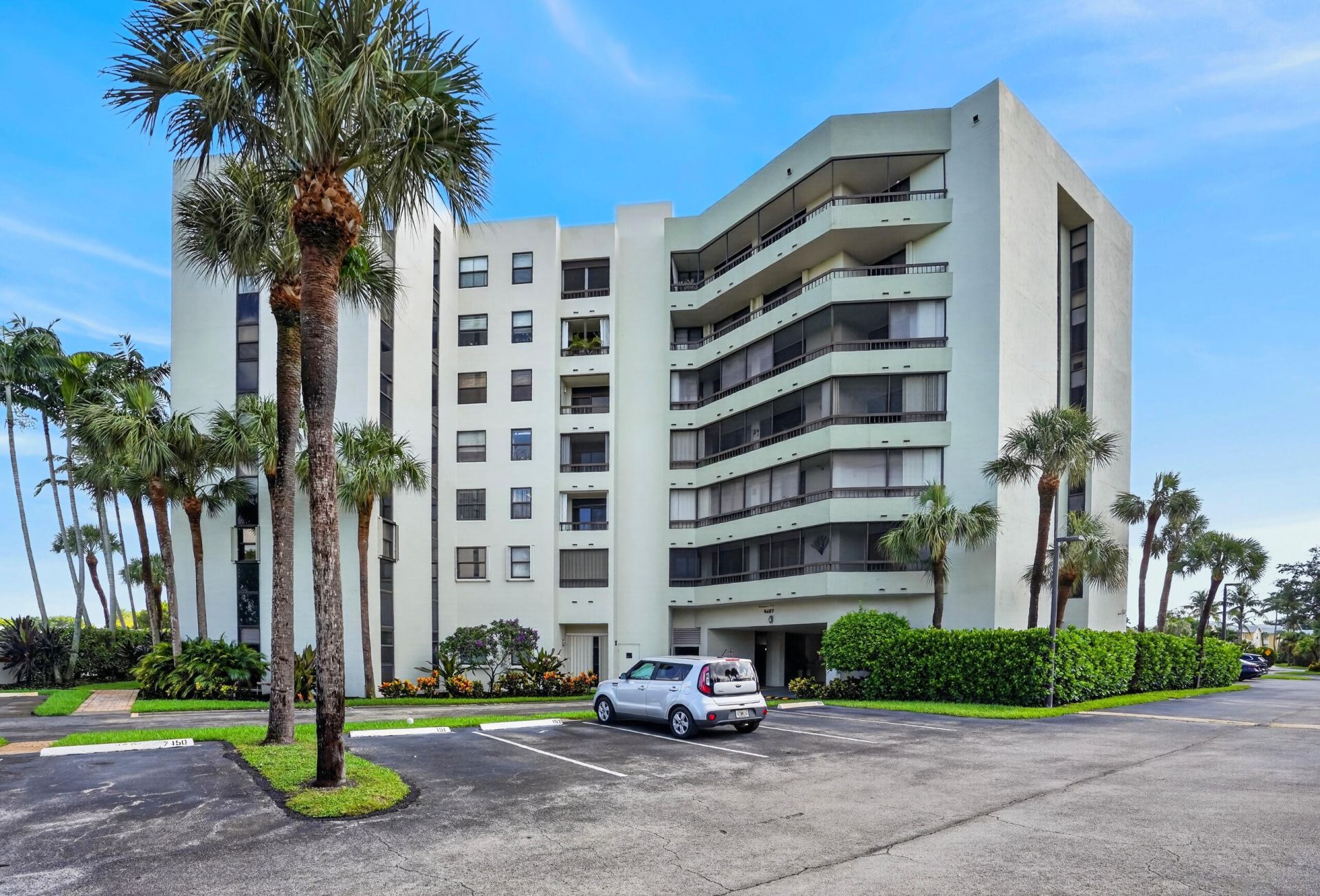 6463 La Costa Drive, Unit 402, Boca Raton, FL 33433 Photo
