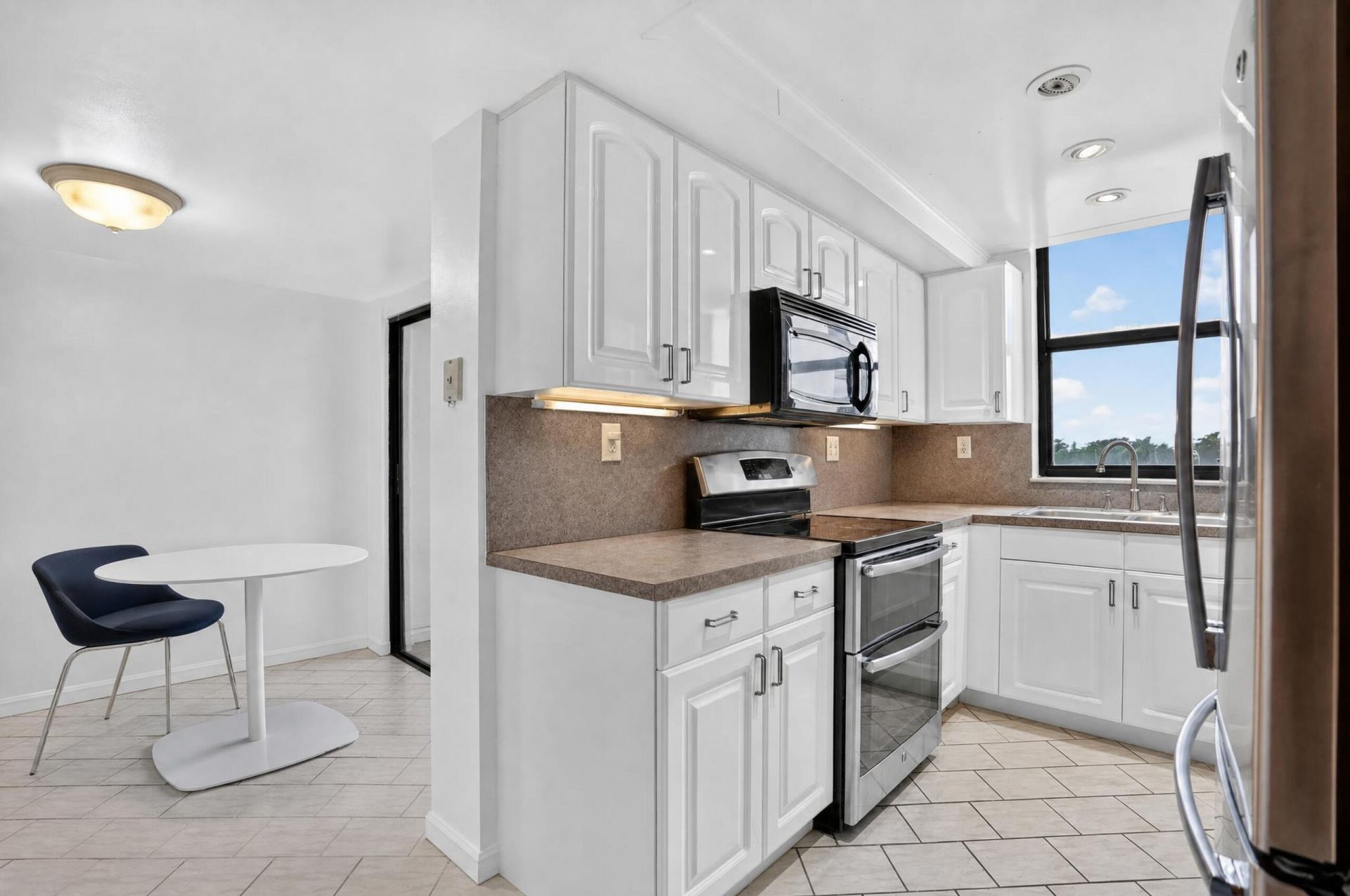 6463 La Costa Drive, Unit 402, Boca Raton, FL 33433 Photo