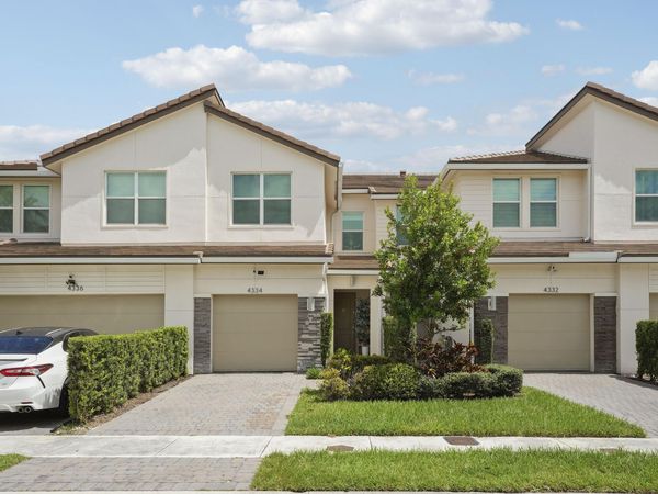 4334 Veleiros Avenue, Deerfield Beach, FL 33064