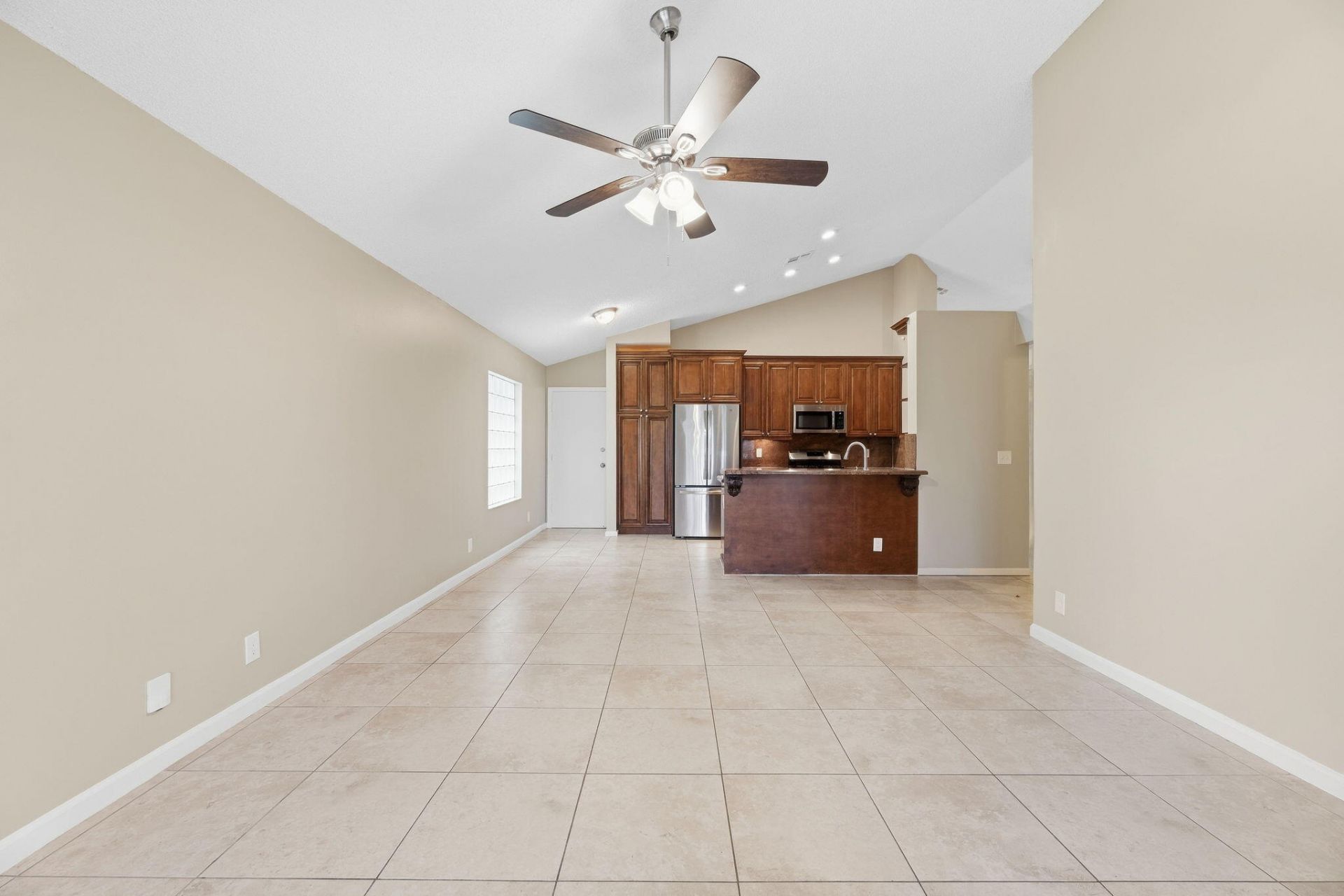 9823 N Grand Duke Circle, Tamarac, FL 33321 Photo