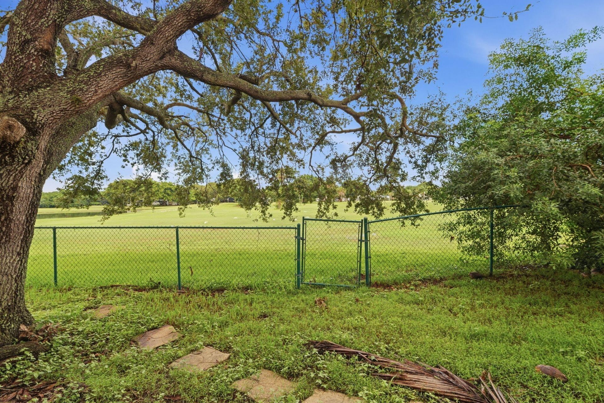9823 N Grand Duke Circle, Tamarac, FL 33321 Photo