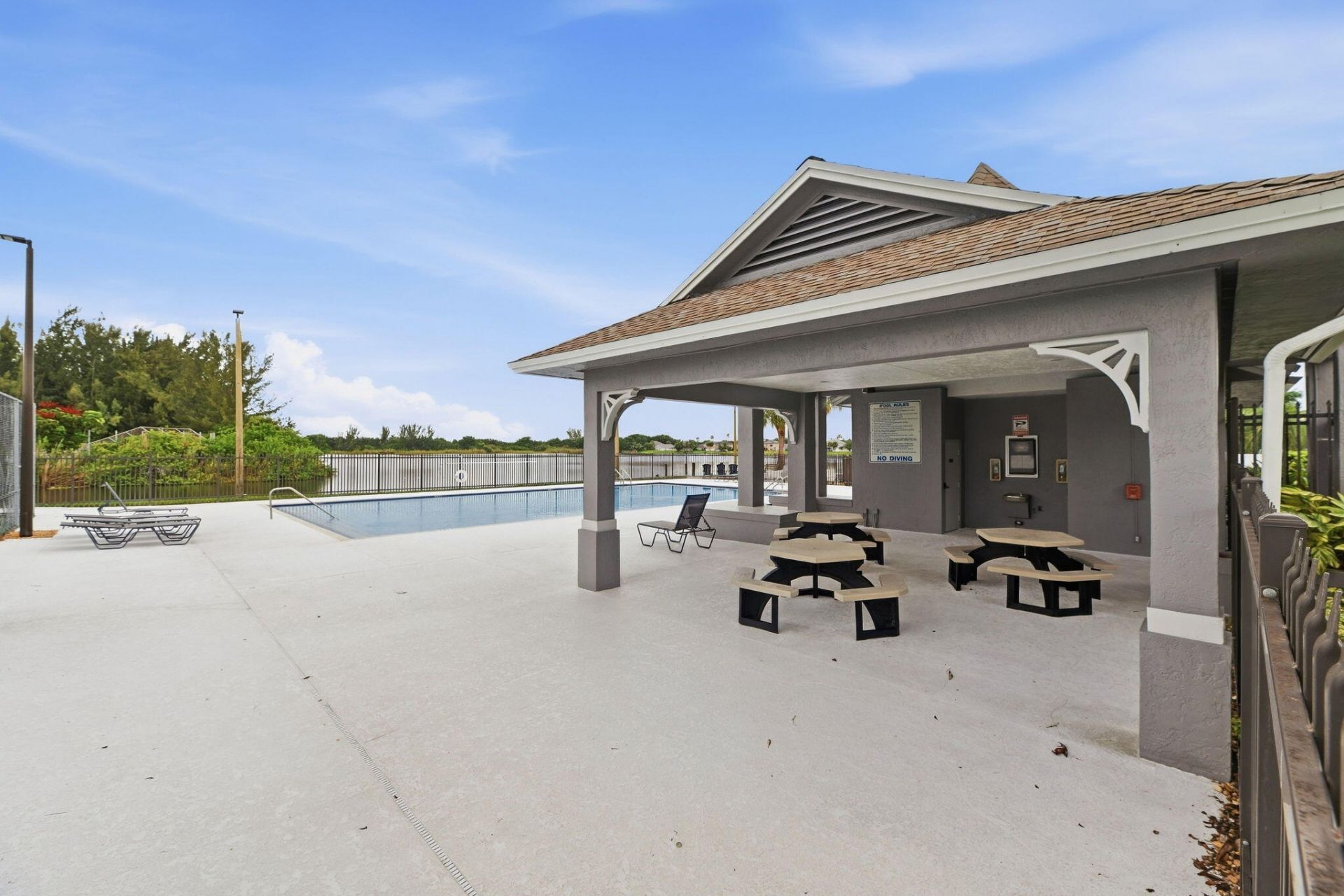 9823 N Grand Duke Circle, Tamarac, FL 33321 Photo