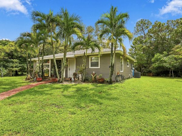 13662 N 54TH N, The Acreage, FL 33411