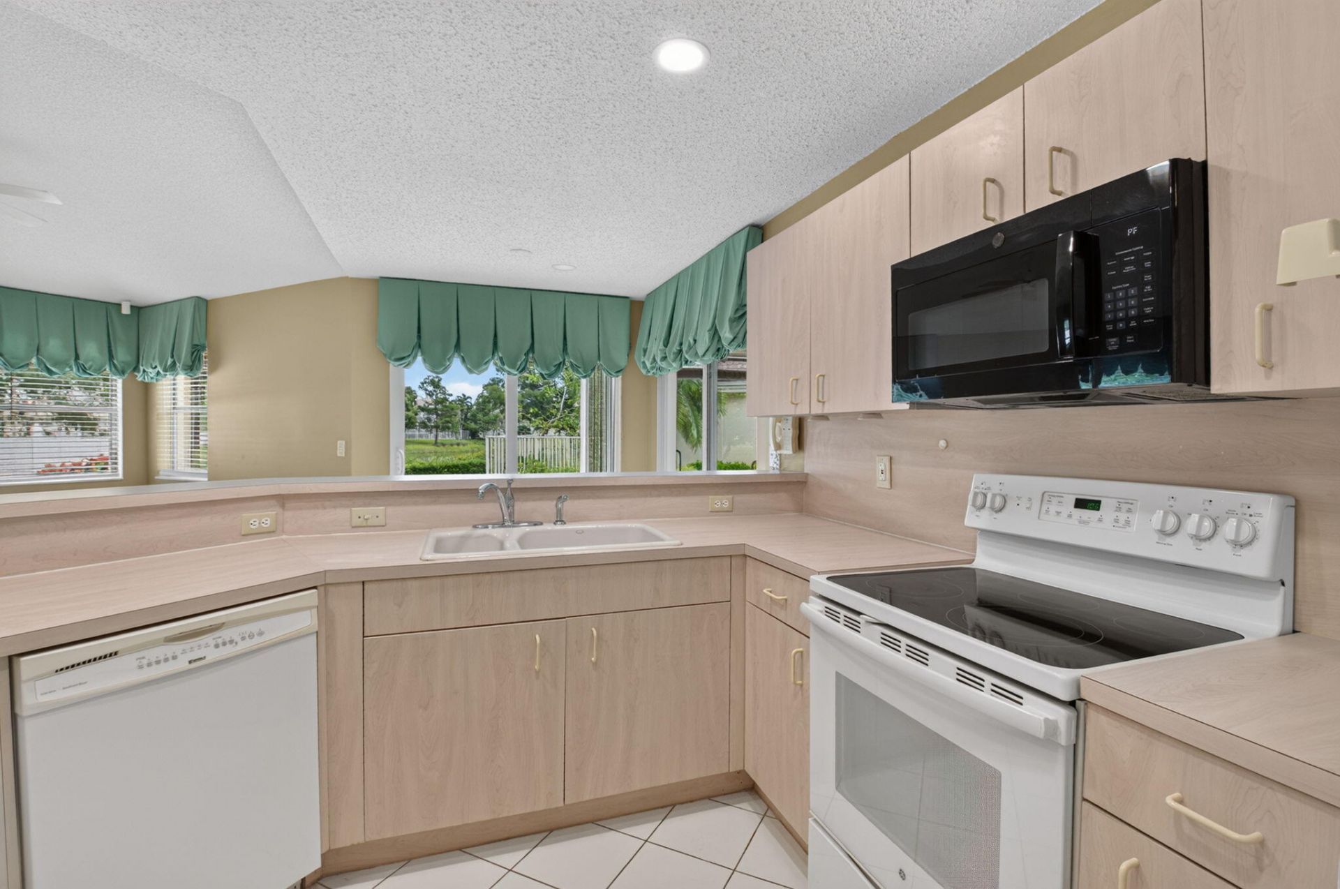 143 Citrus Park Circle, Boynton Beach, FL 33436 Photo