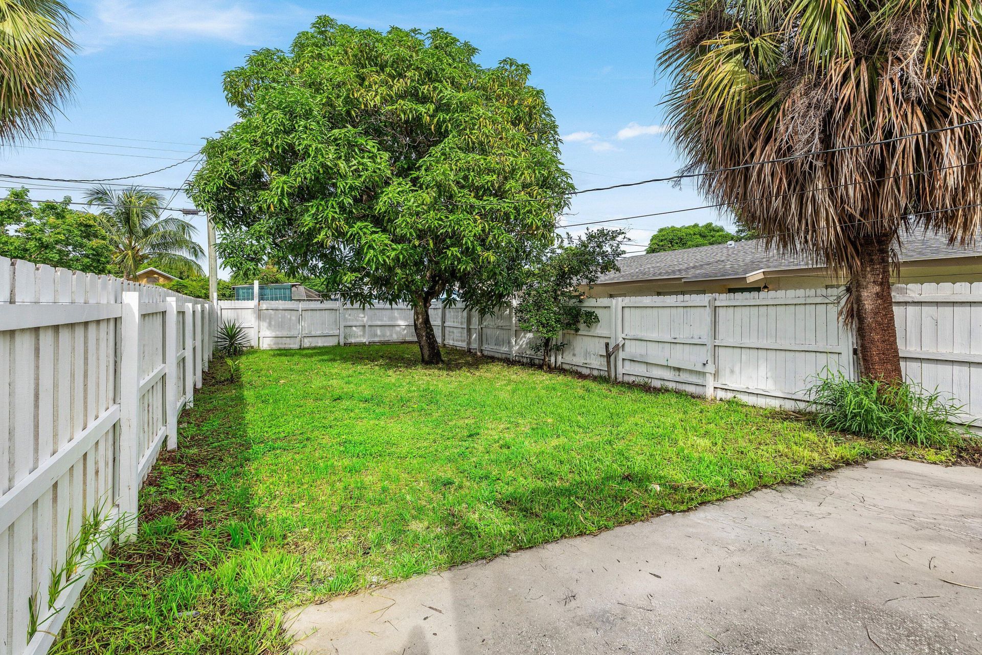 413 N E Street, Lake Worth Beach, FL 33460 Photo
