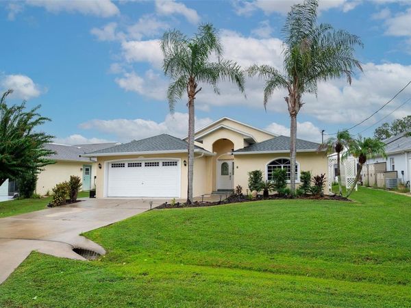 8 COLLEEN COURT, PALM COAST, FL 32137