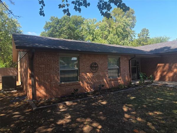 205 Mark Avenue, Paoli, OK 73074