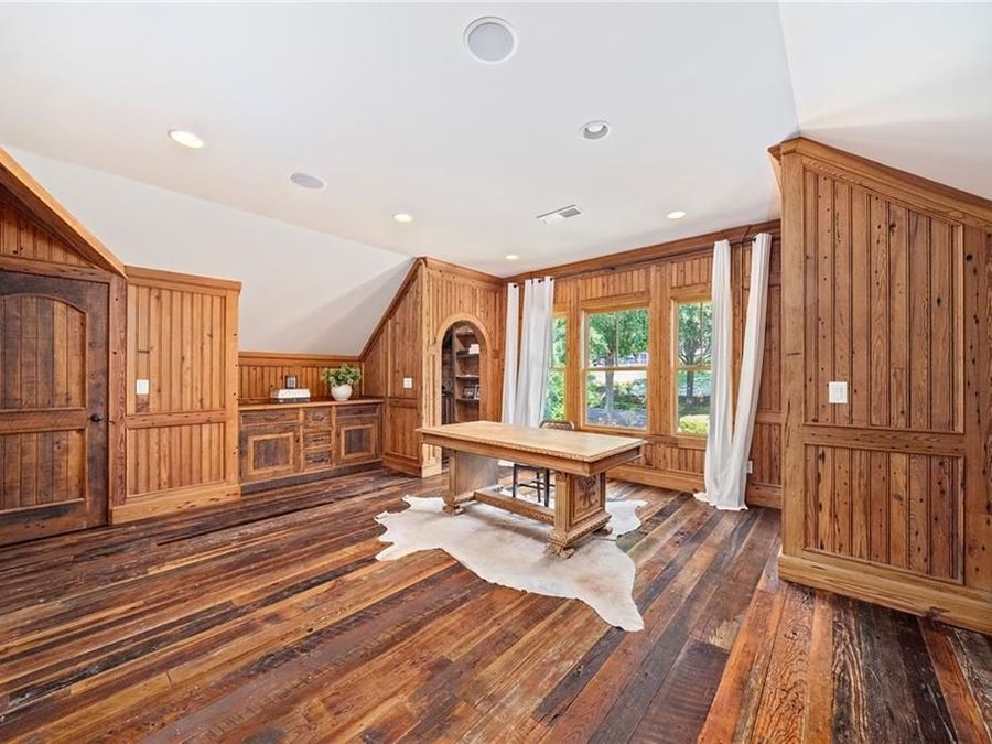 Property Image 93