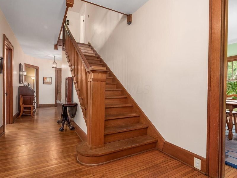 117 S Plum Street, Granville, OH 43023 Photo 4