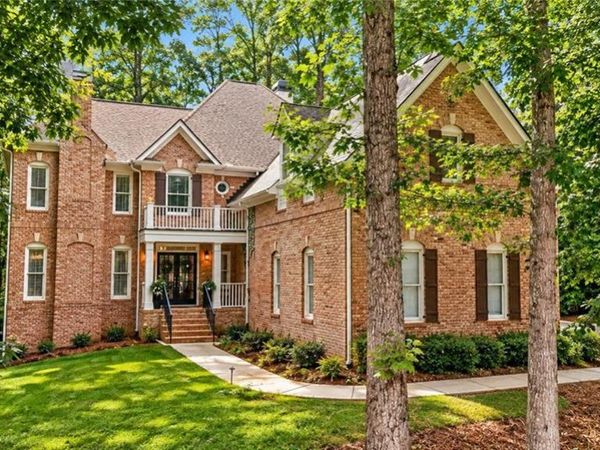 3920 Little Falls Drive , Cumming, GA 30041