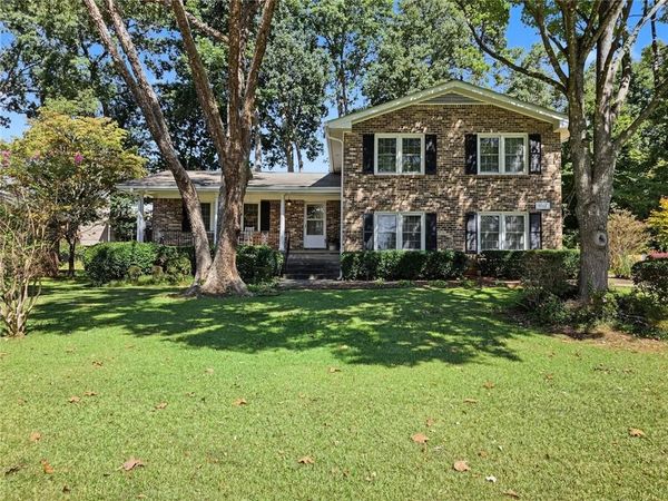 4162 Cimarron Drive, Clarkston, GA 30021