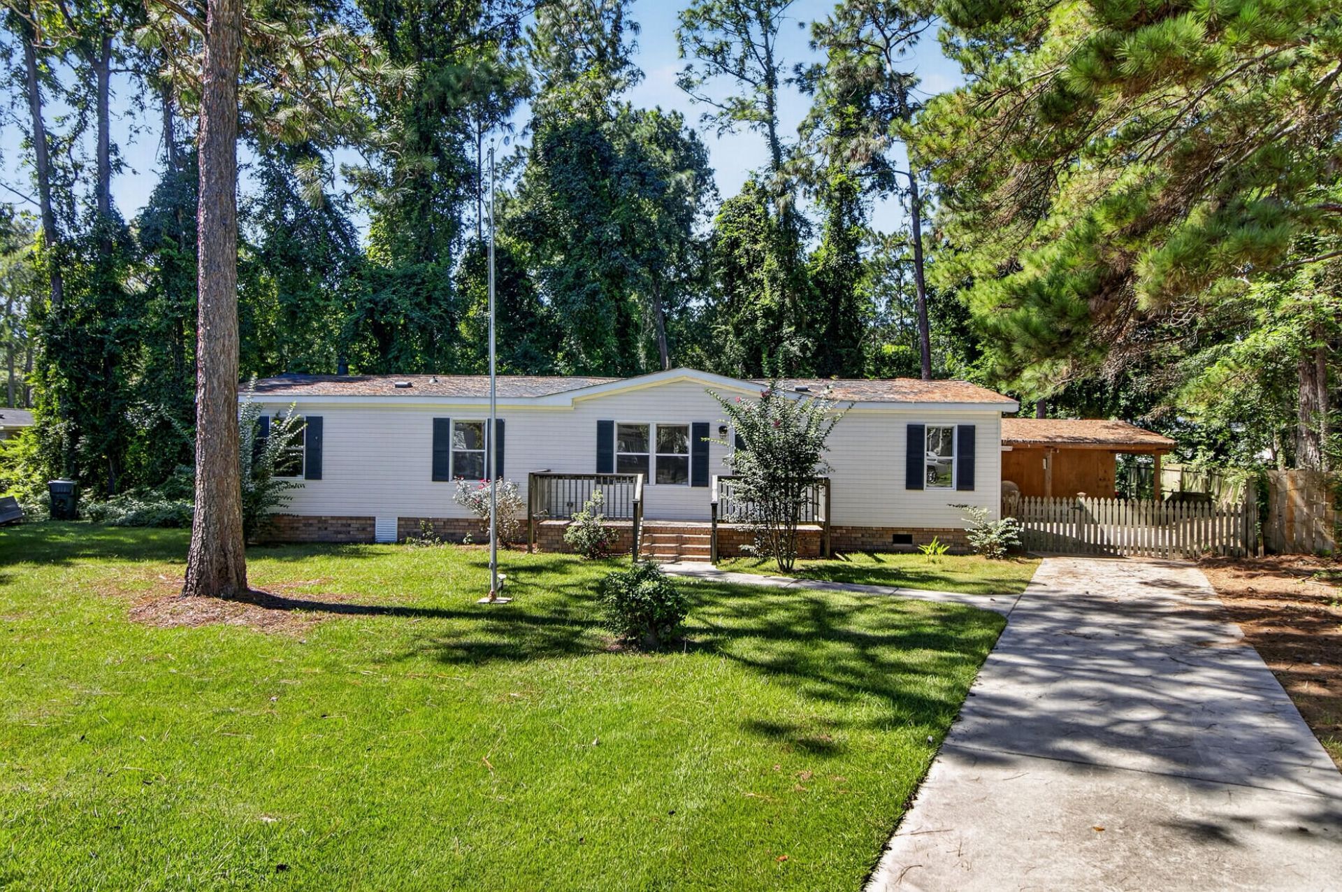 131 Blackberry Lane Photo 1