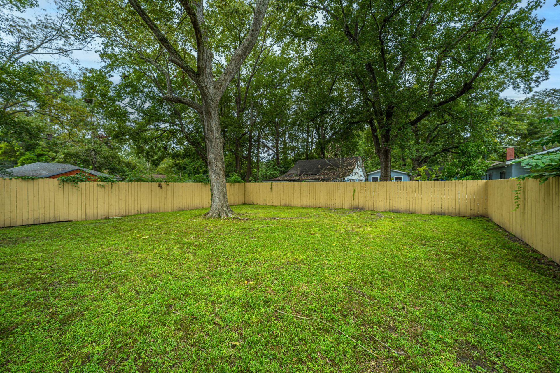 839 White Oak Drive Photo 30