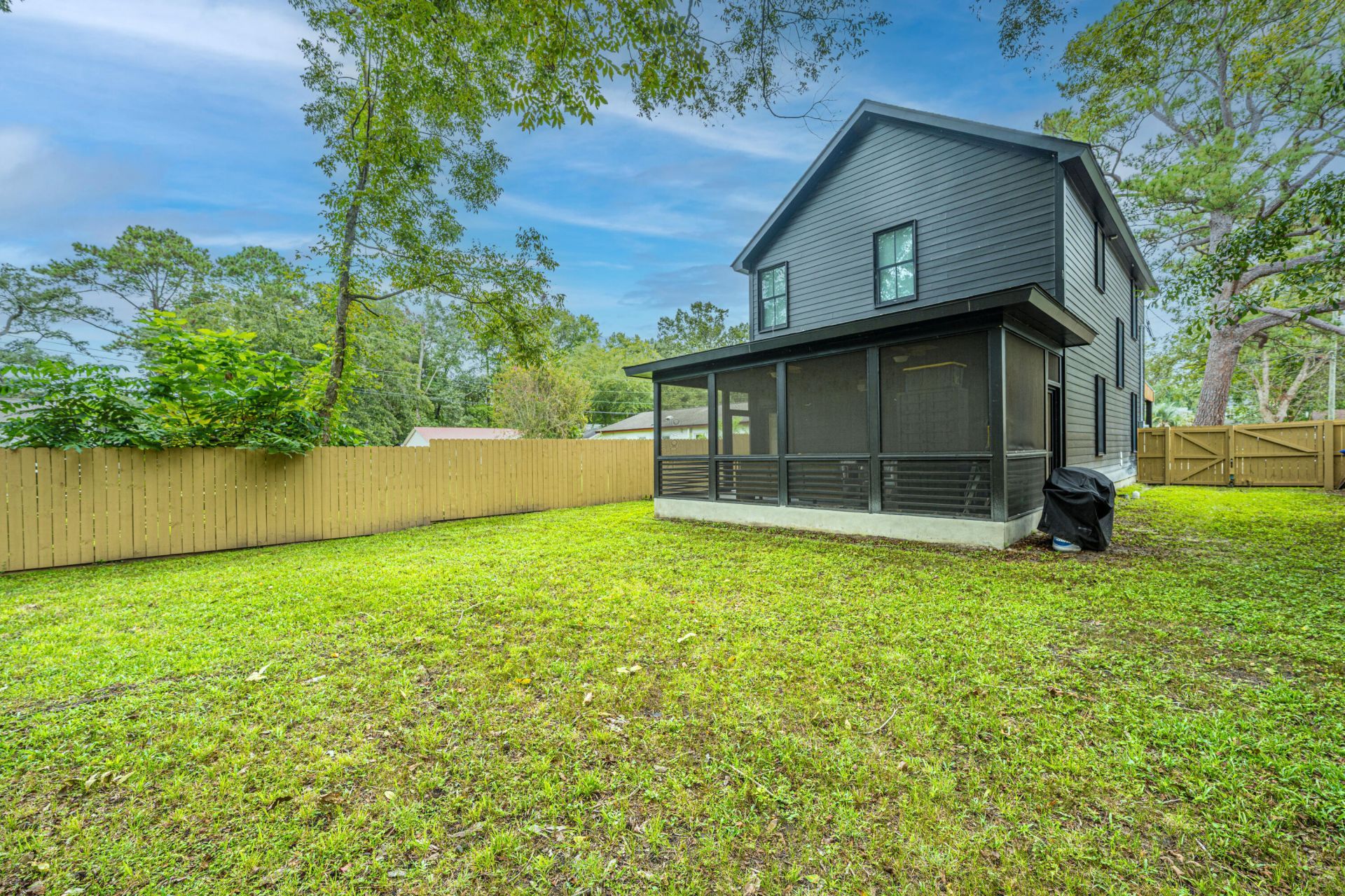 839 White Oak Drive Photo 32