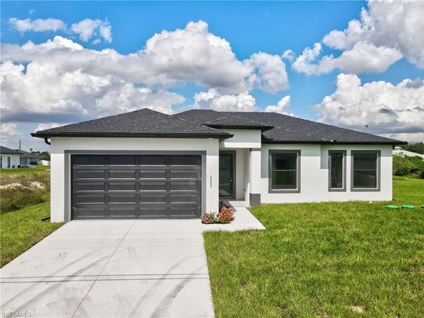 4002 9th ST SW, LEHIGH ACRES, FL 33976