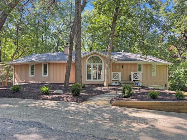 30 Briarwood Trail, New Buffalo, MI 49117