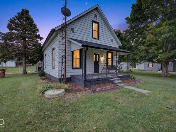 303 Brant Street , Waynetown, IN 47990