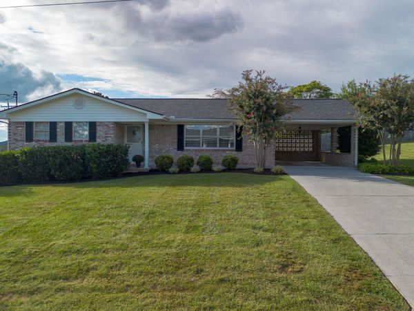 3362 Emerald Avenue, Morristown, TN 37814