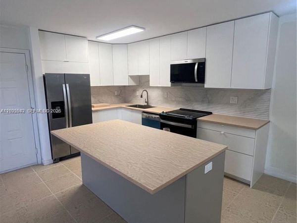 4780 NW 102nd Ave , Unit 102-11, Doral, FL 33178