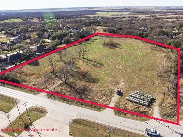 1806 S Houston Street , Kaufman, TX 75142