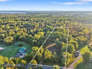 8670 Lewis Point Road , Canastota, NY 13032