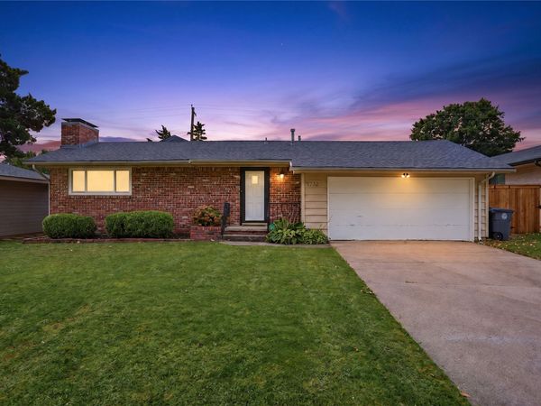 5732 E 25th Place, Tulsa, OK 74114